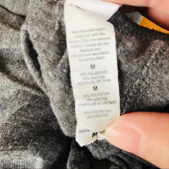 Barre & Soul Scoop Neck Open Back T-shirt - Picture 5 of 5